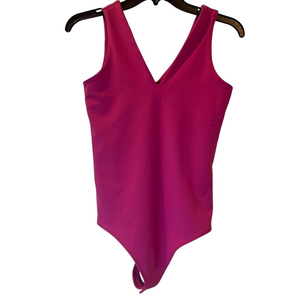 Abercrombie and Fitch Seamless Bodysuit Size Small Hot Pink